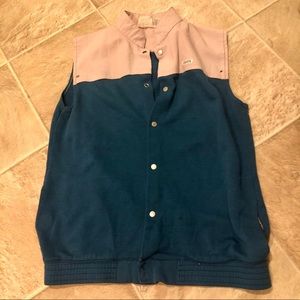 Rare Vintage Shell Top w/Nifty Buttons and Pockets